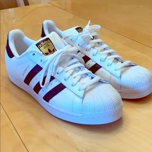 Women’s 11 Adidas superstar sneakers